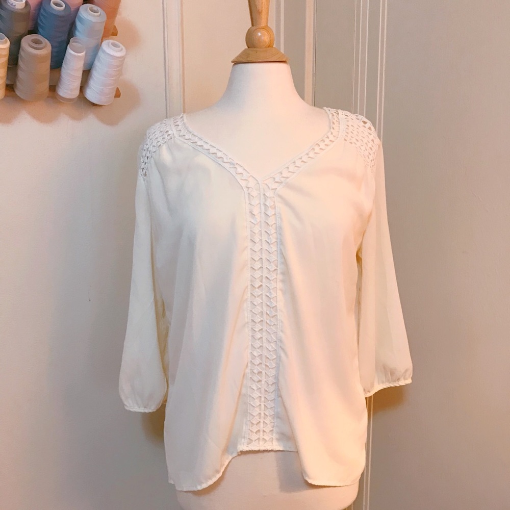 Target Xhilaration Cream Loose & Flowy Blouse